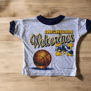 Vintage UofM Michigan wolverines basketball ringer tee 1998
